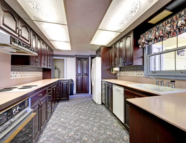 Kitchen Carpet Installation in Mesa